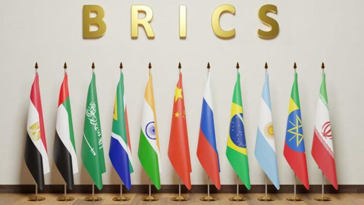 الصين ترد على ترامب: “بريكس” لا تستهدف أي دولة