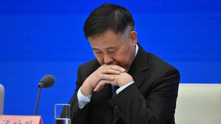 دولار ضعيف وذهب رخيص.. ماذا فعل «بنك الشعب» الصيني؟